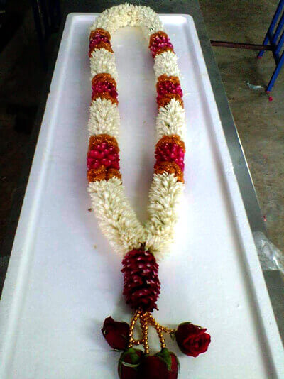 Garland Decorations for Wedding/Marriage/Reception Events - Madurai Decorators